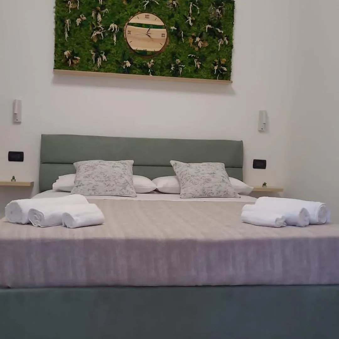 مبيت وإفطار كاريني Fiori Di Quercia